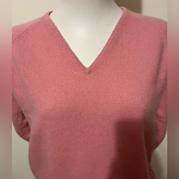 Inwear Cashmere Pink V-Neck Women's Sweater, Size S/Xs - Picture 3 of 11